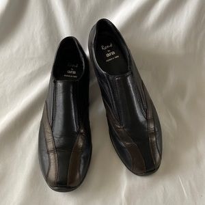 René by ARA; Styled in Italy, Made in Germany. Size 8; VERY GOOD USED CONDITION